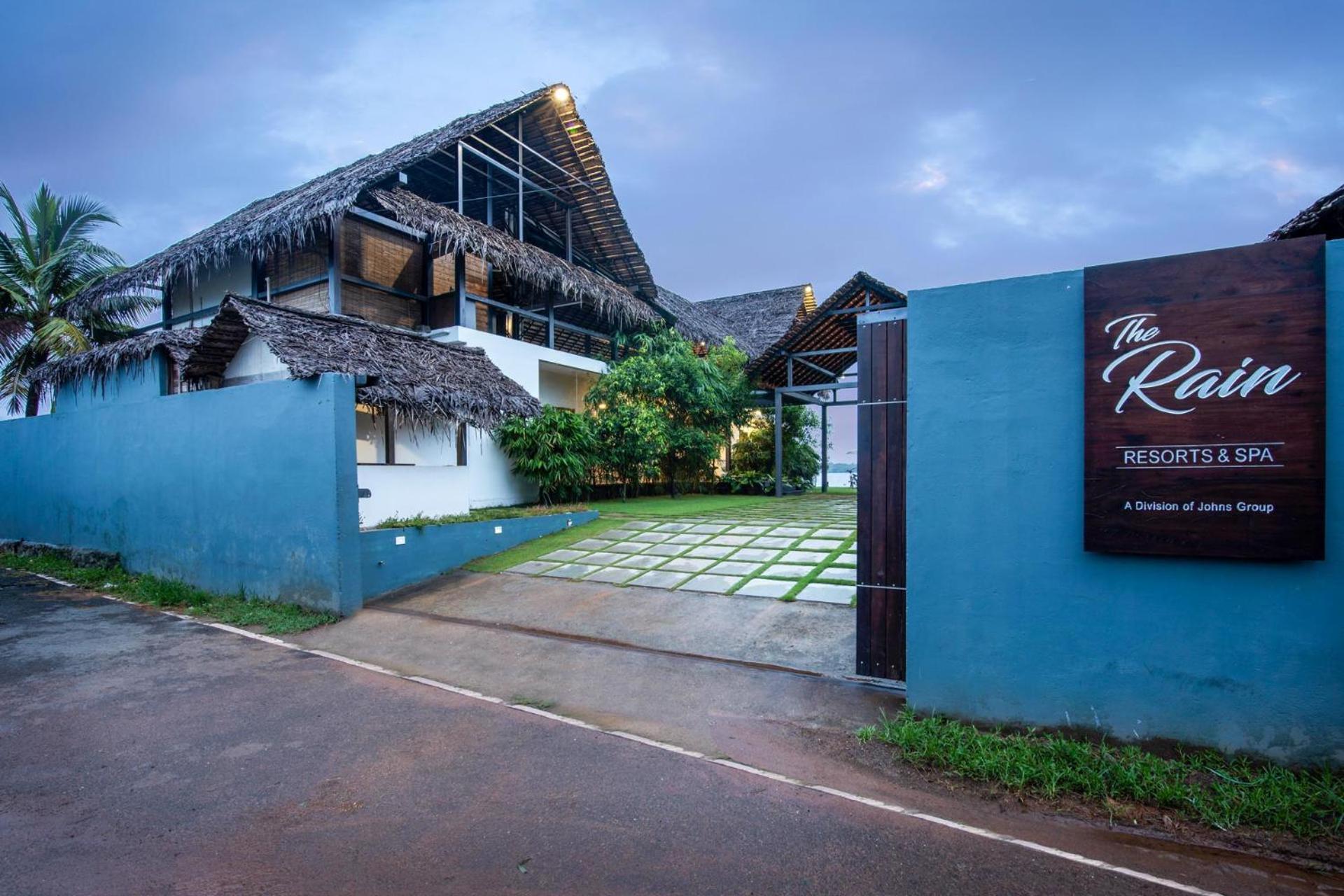 Stayvista At The Rain - River Villa With Infinity Pool Alappuzha ภายนอก รูปภาพ