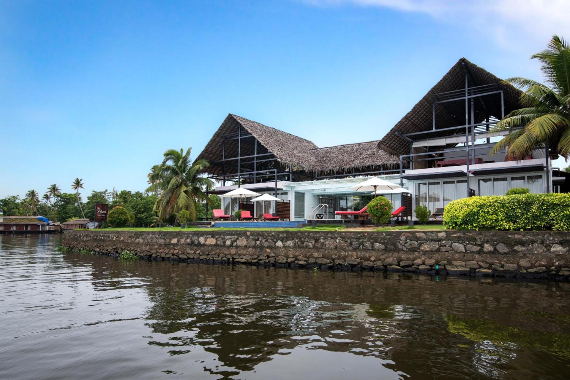 Stayvista At The Rain - River Villa With Infinity Pool Alappuzha ภายนอก รูปภาพ