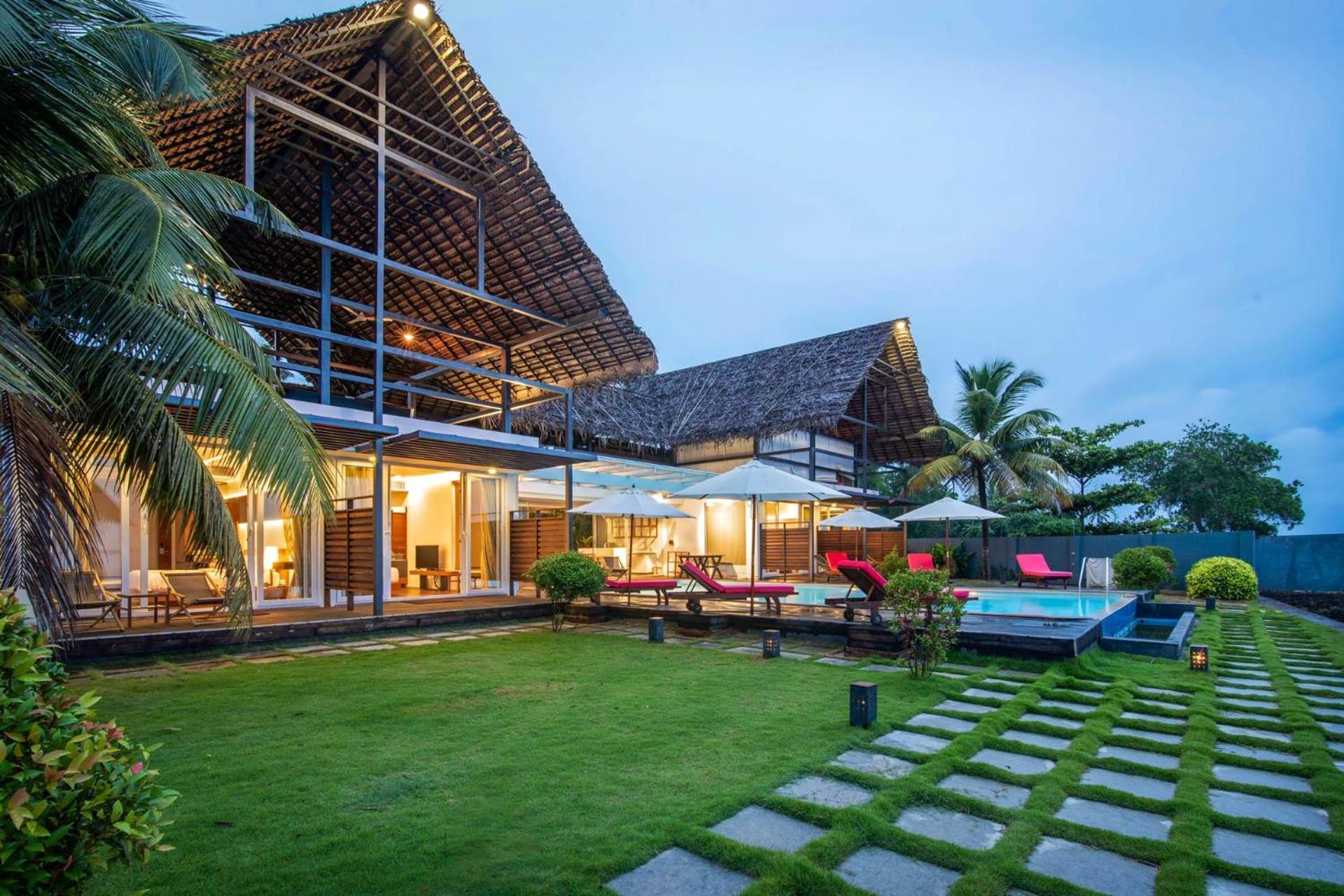 Stayvista At The Rain - River Villa With Infinity Pool Alappuzha ภายนอก รูปภาพ