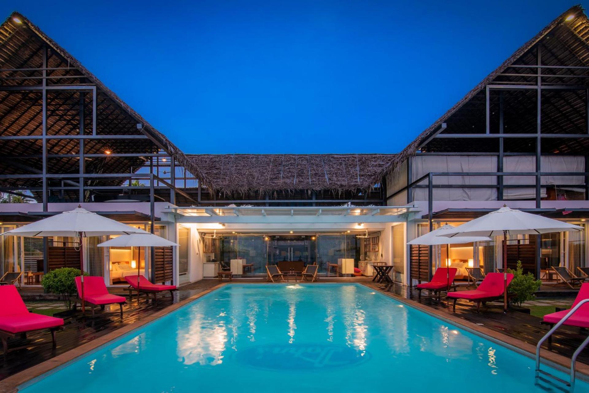 Stayvista At The Rain - River Villa With Infinity Pool Alappuzha ภายนอก รูปภาพ